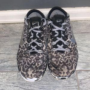 Leopard print Nike free 5.0